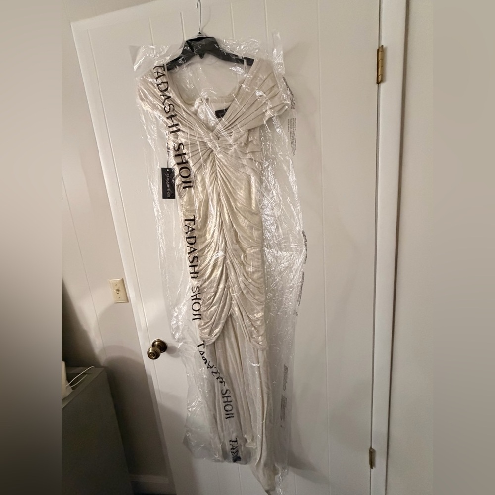 Tadashi Shoji Shimmering Cream Dress NWT